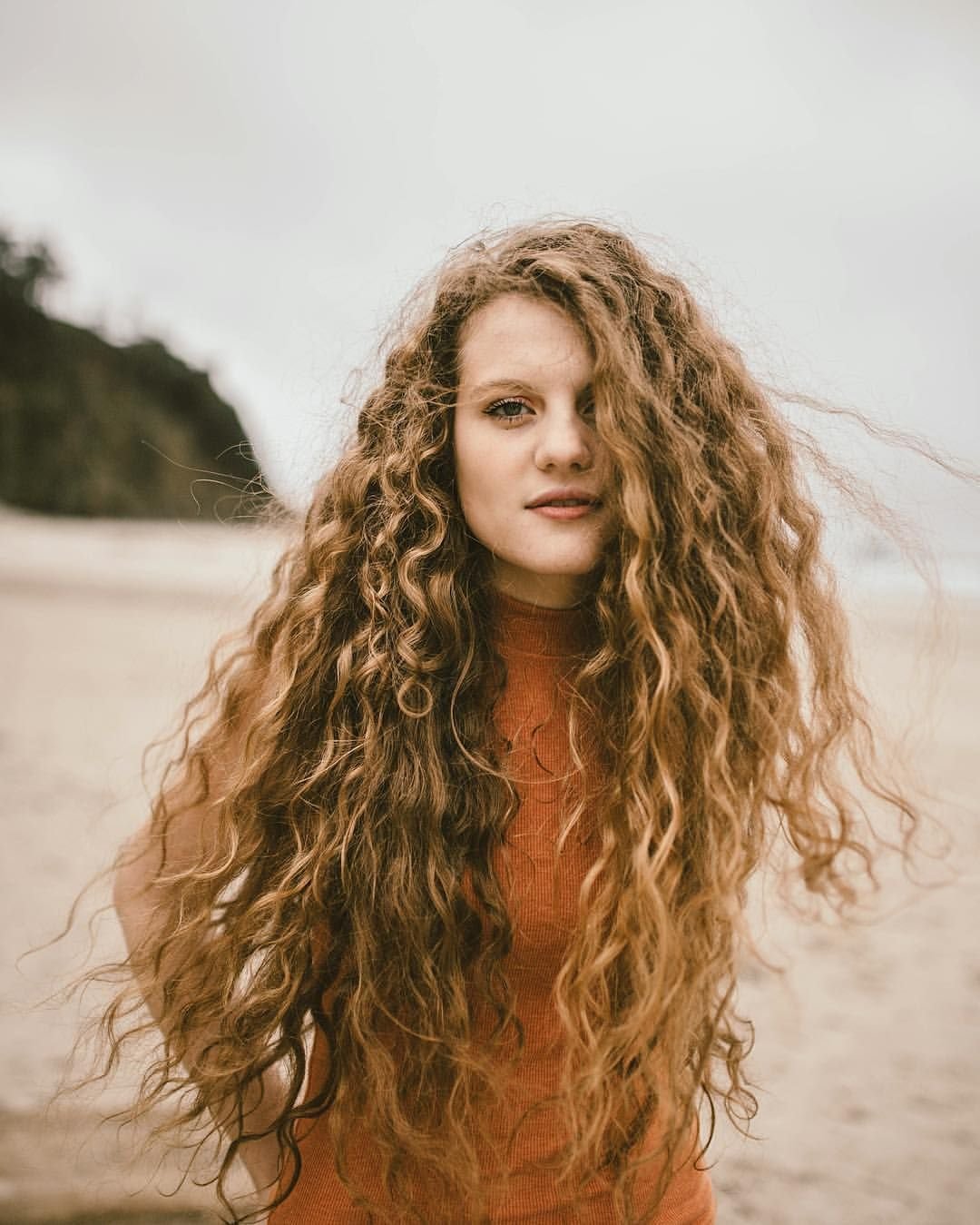 Кучерявые волосы после косичек