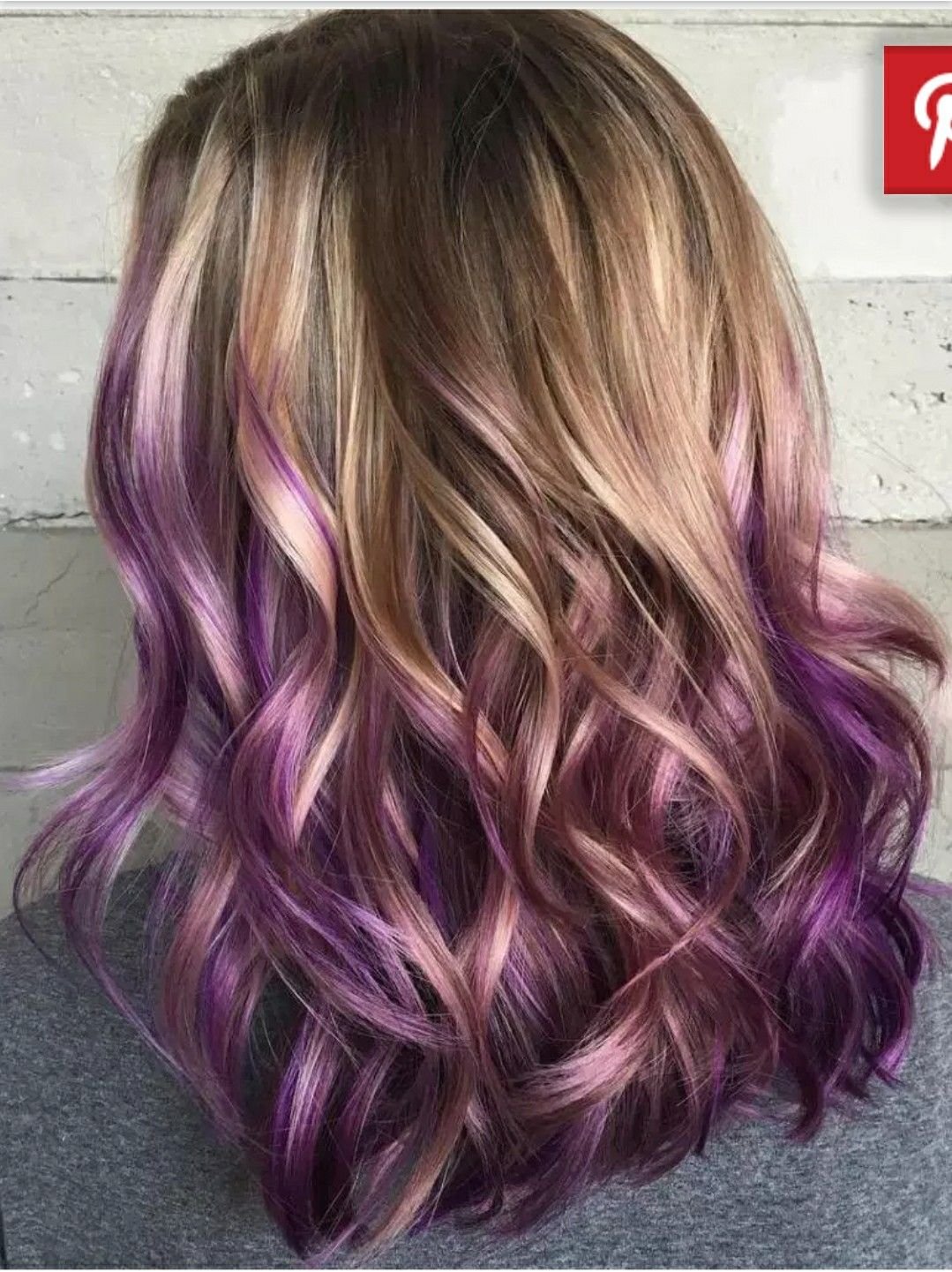 Блонд с розовым мелированием