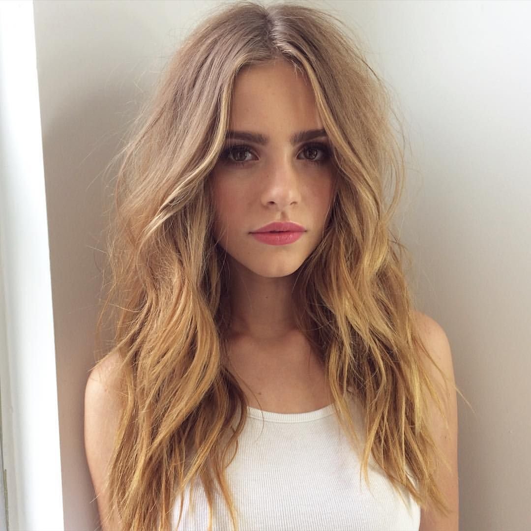 Соломенный цвет волос