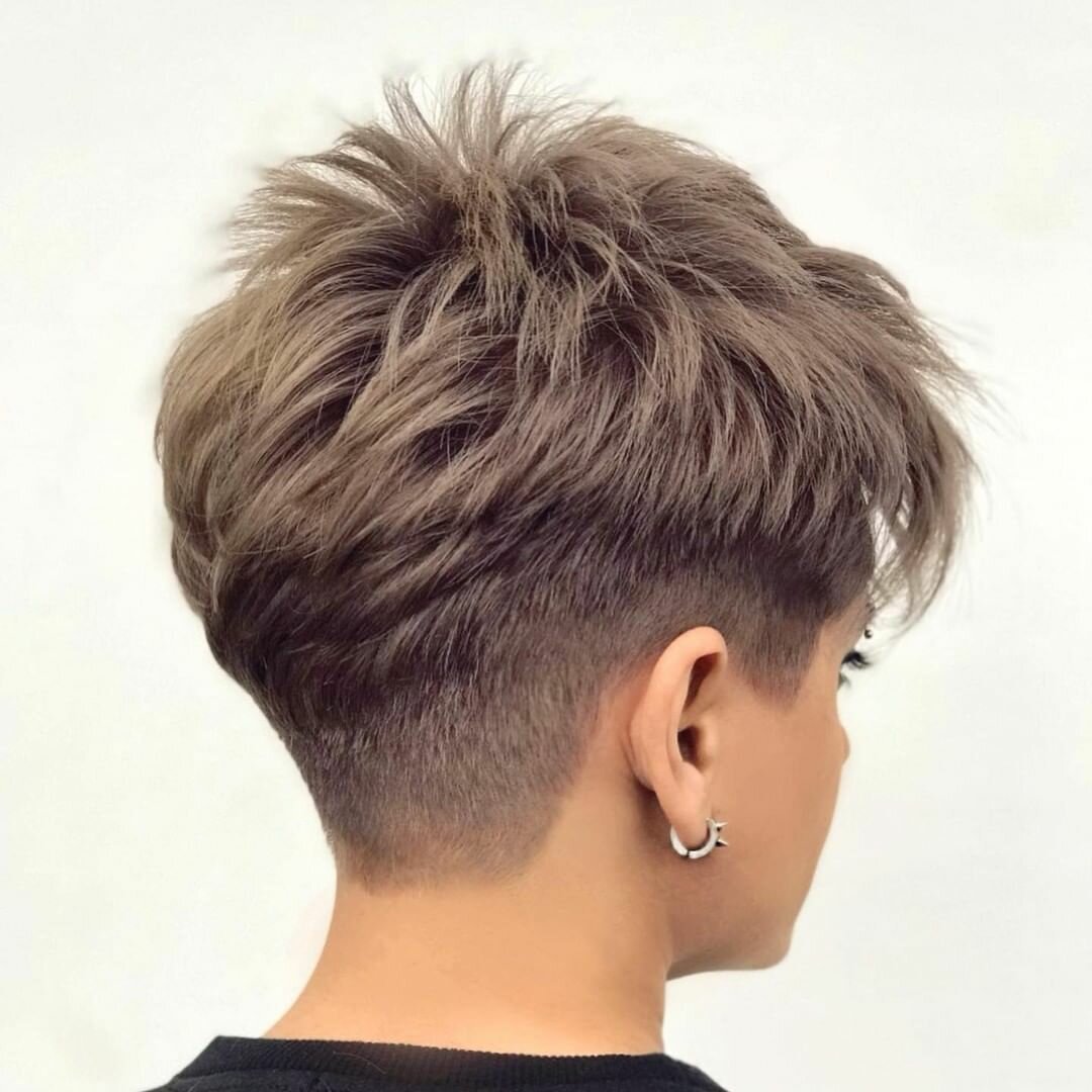 Пикси-Боб стрижка короткая