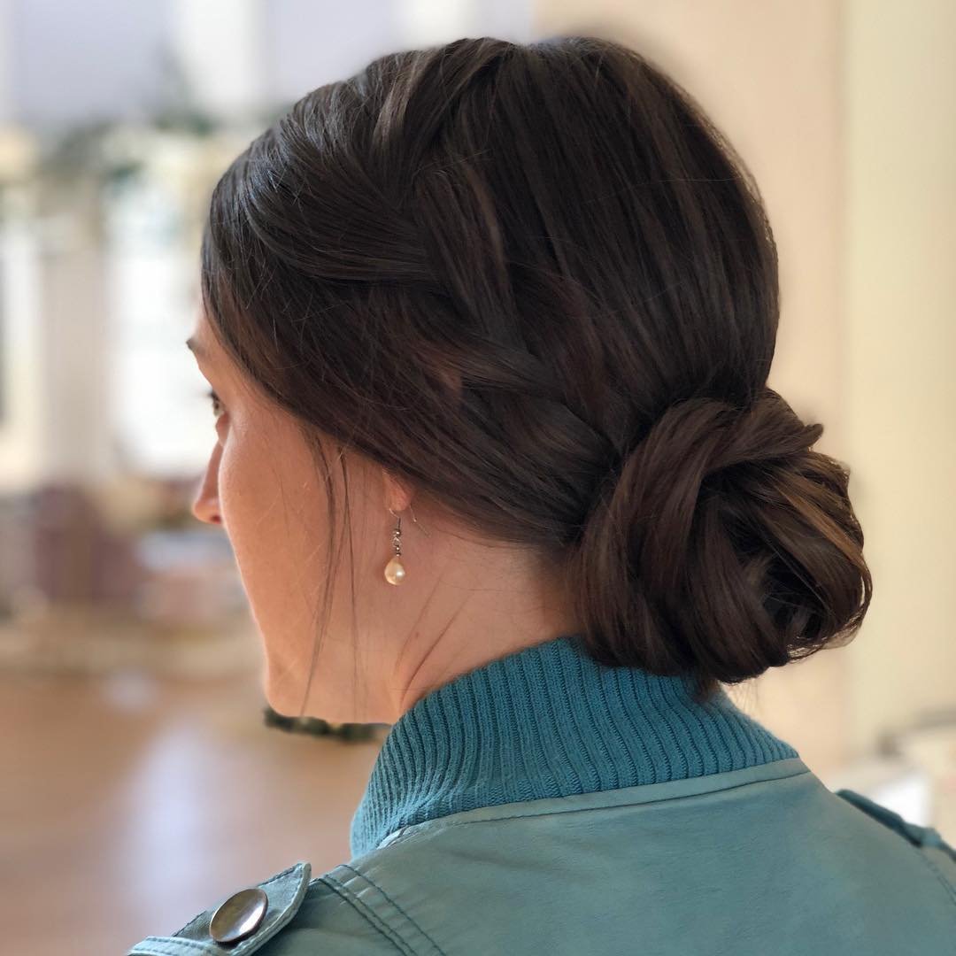 Причёски на средние волосы на каждый день