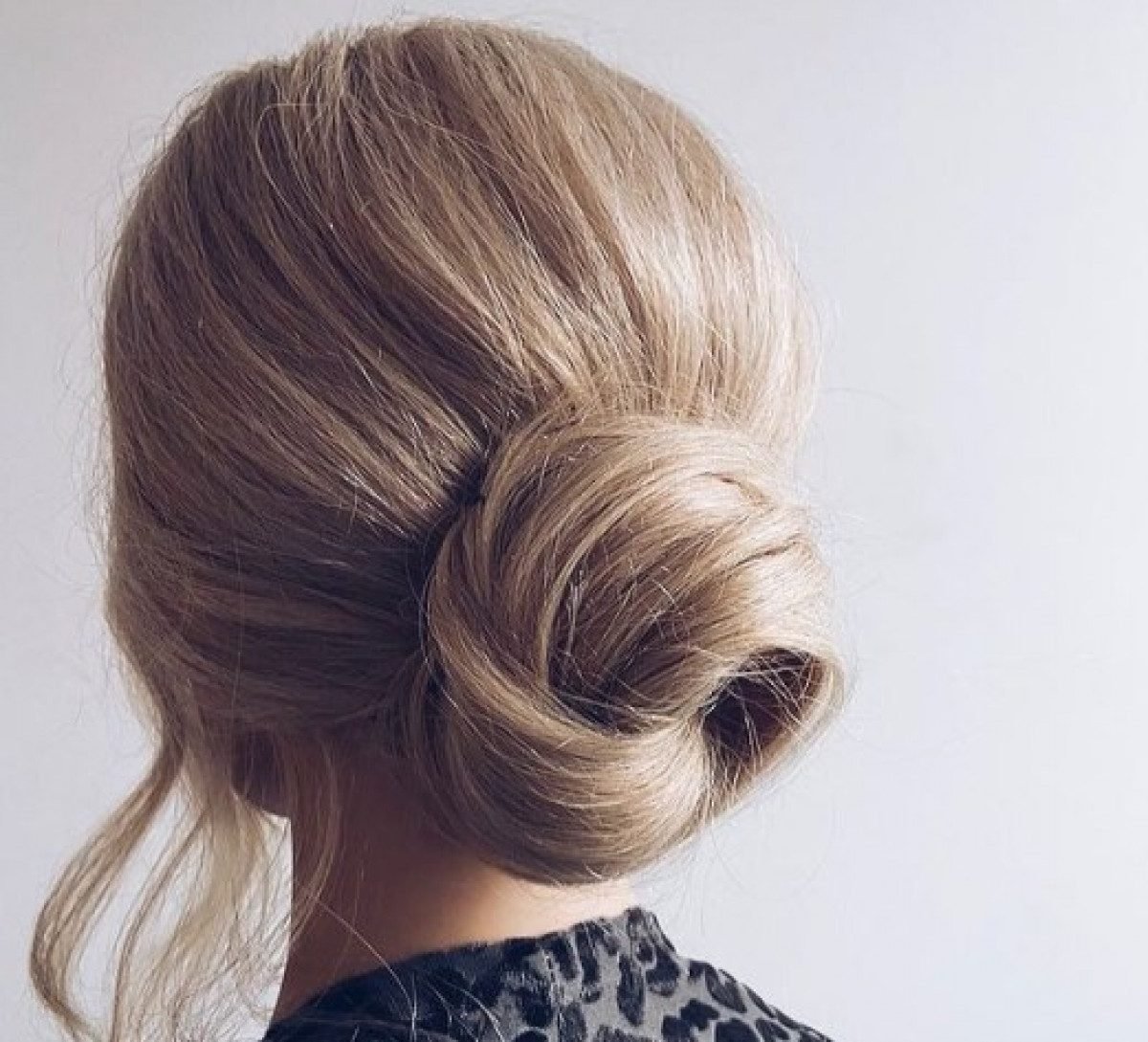 Прически с палочками для волос