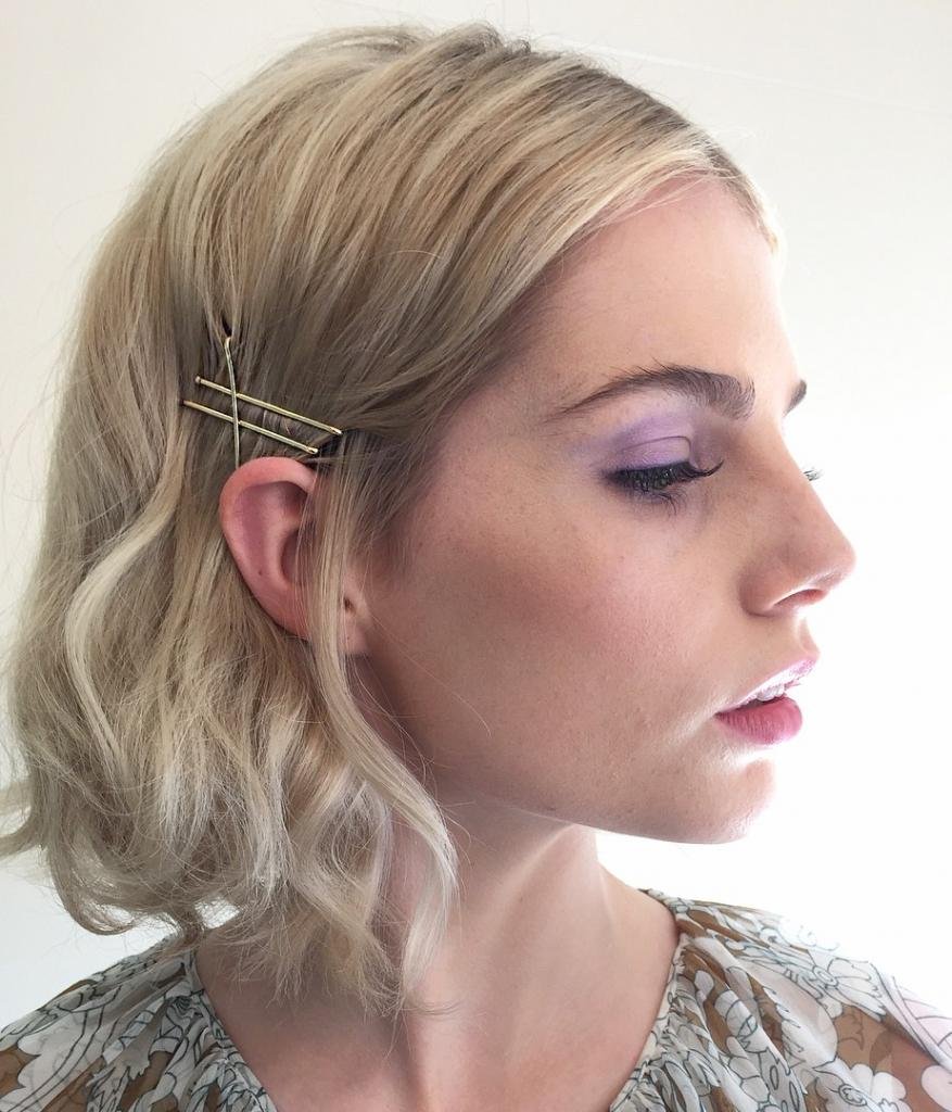 Классный пучок на прическу лесенка