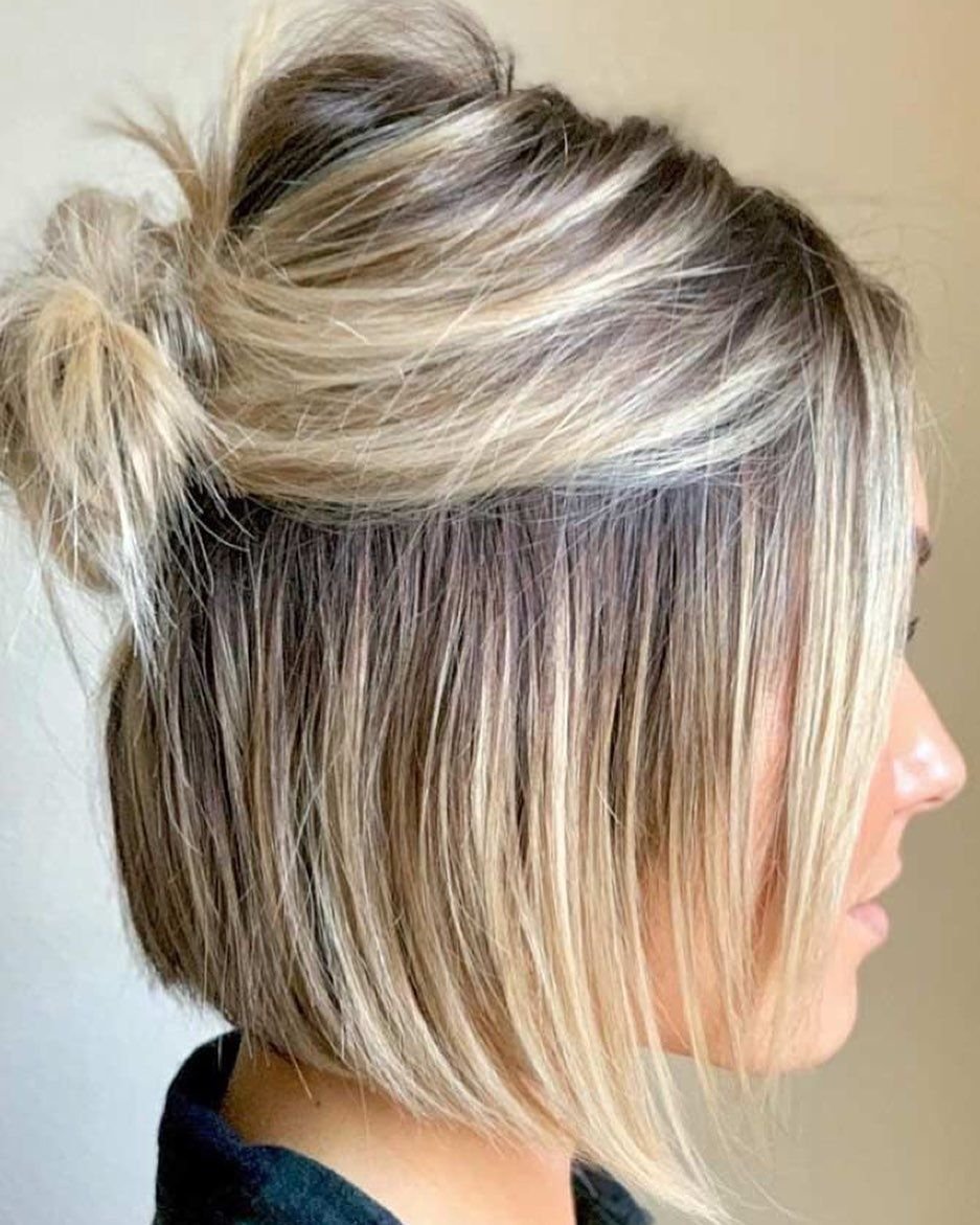 Интересное светлое окрашивание на короткие волосы
