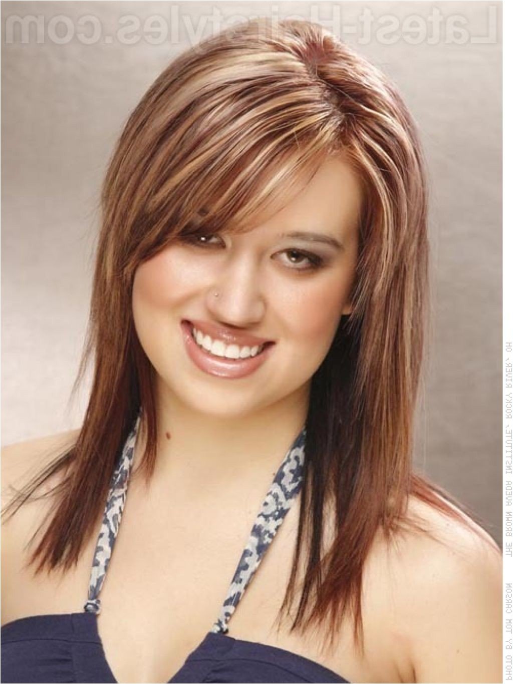 Красивые стрижки на кудрявые волосы