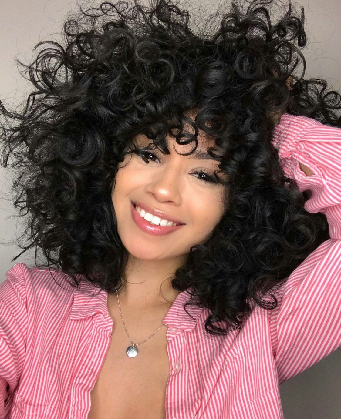 Афро кудри на каре с челкой