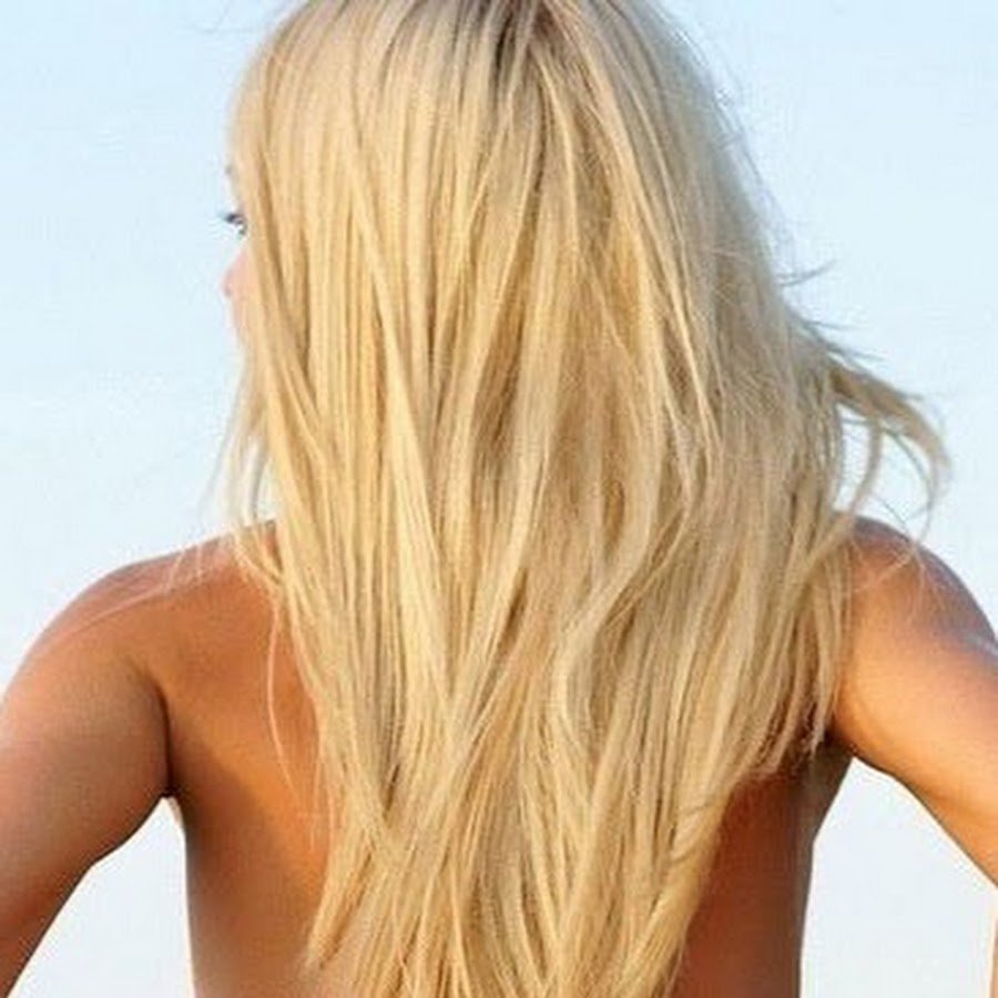 Блондинка со спины