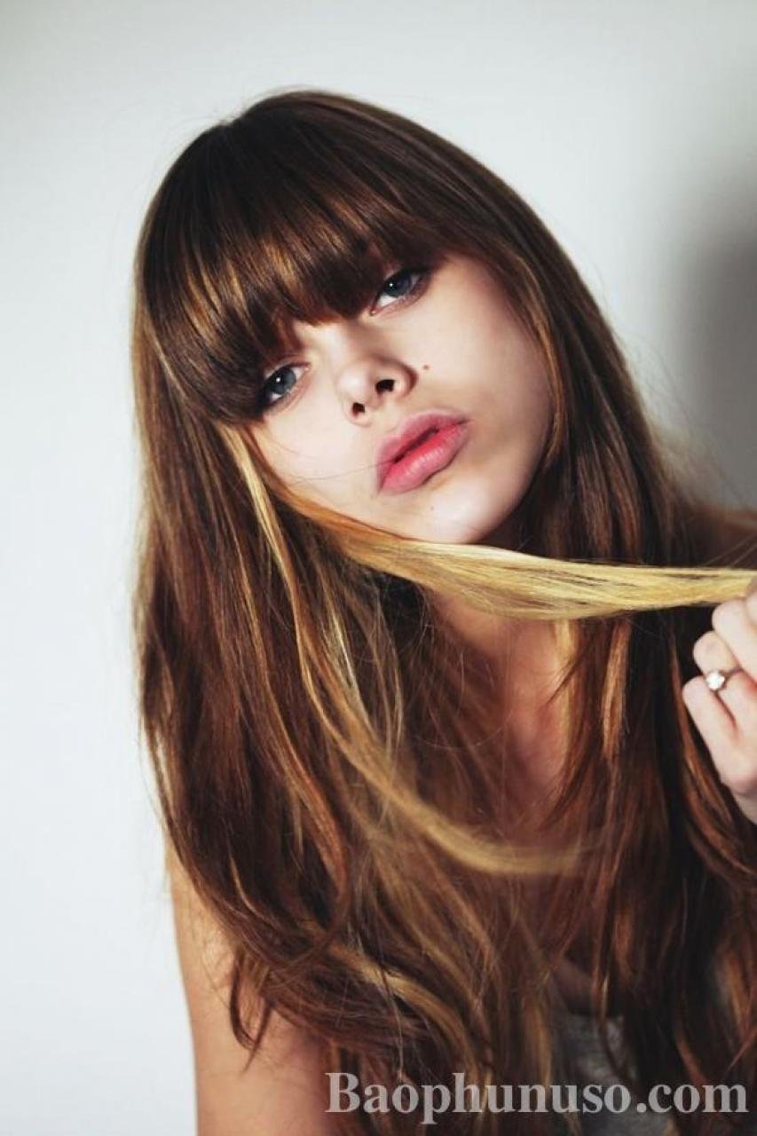 Хлоя де Баррос с челкой