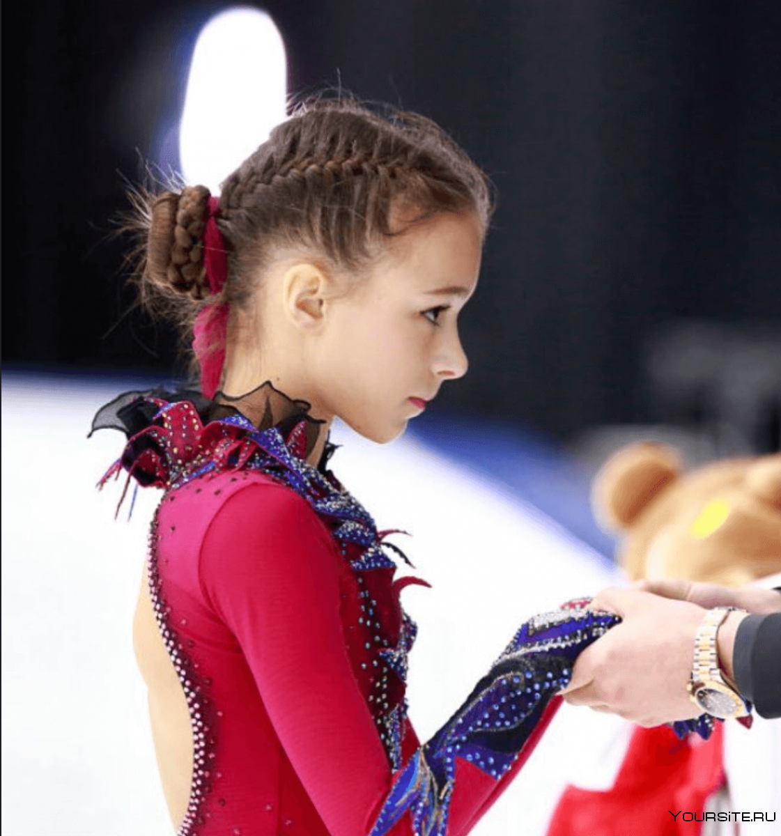 Прически для гимнастики на короткие волосы