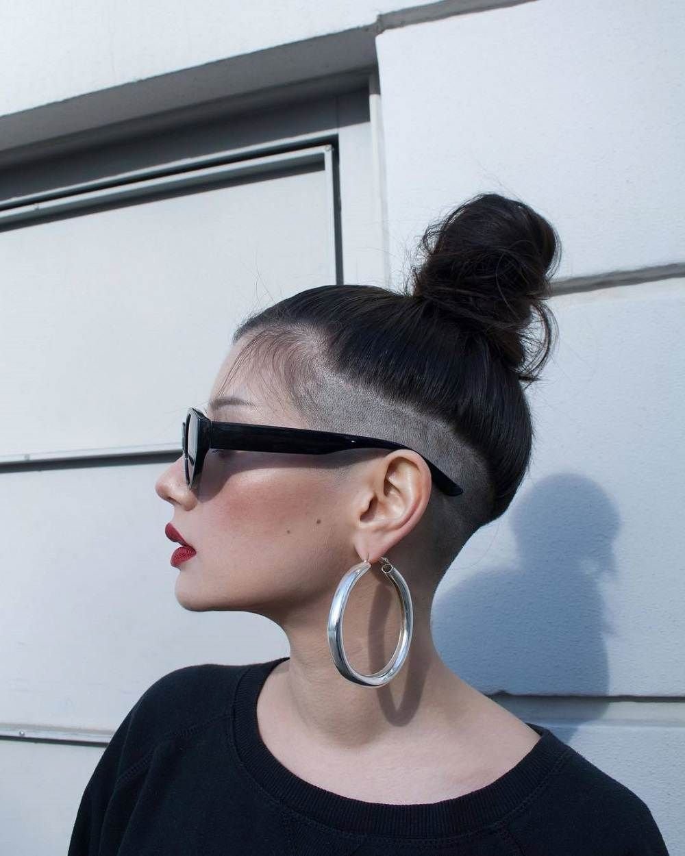 Стрижки женские длинные волосы виски сбриты