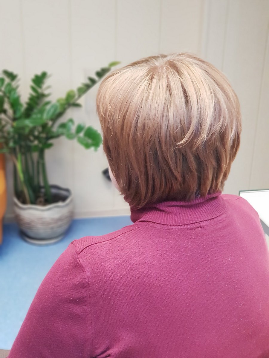 Стрижка градуированное каре Каскад Боб