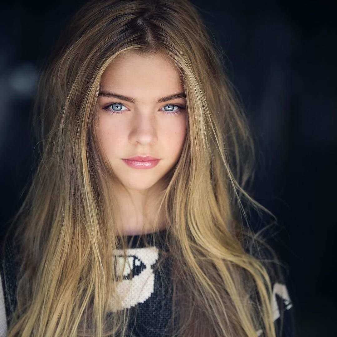 Прямые волосы Эстетика