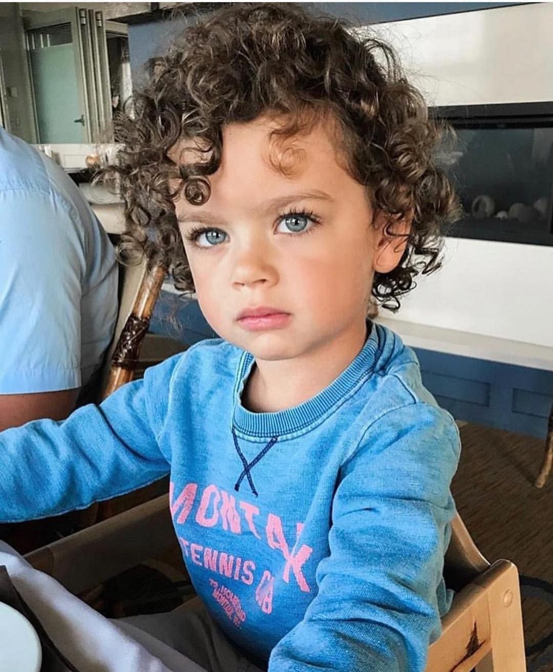 Кудрявые дети