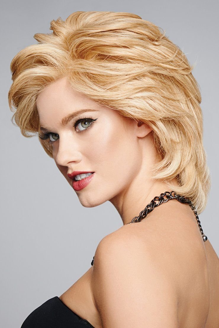 Вечерняя причёска на короткие волосы до плеч