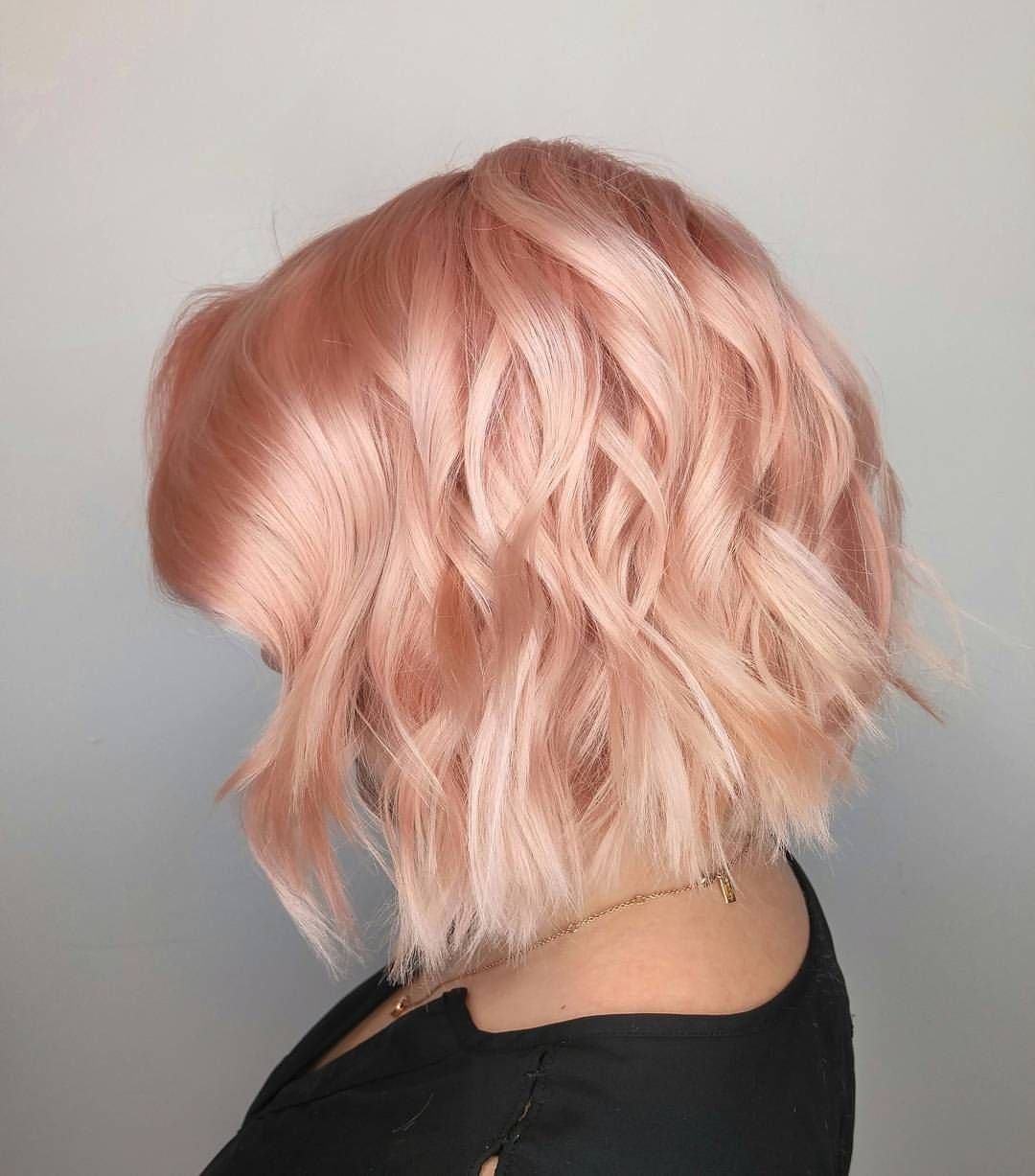 Цвет волос клубничный блонд каре