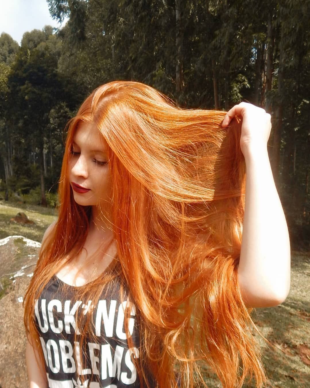 Рыжие прямые волосы