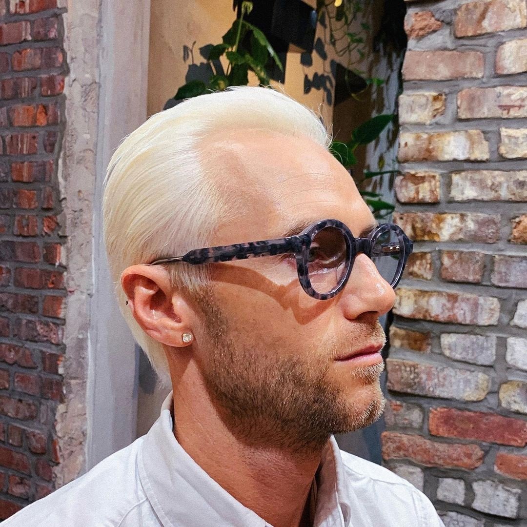 Мужские прически с залысинами
