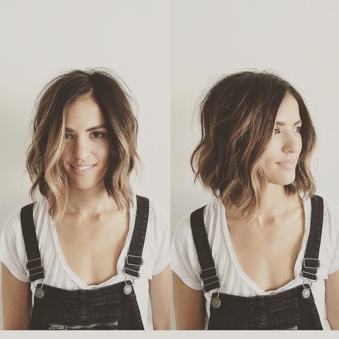 Окрашивание прядей у лица каре