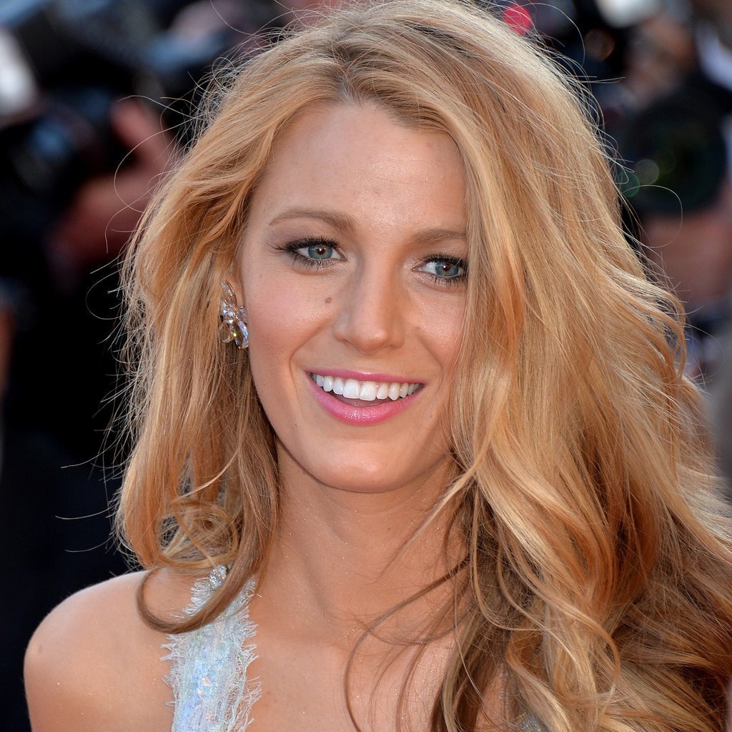 Блейк Лайвли цвет глаз