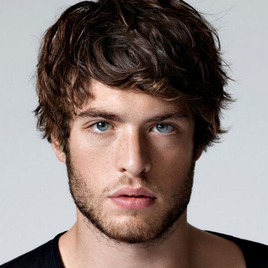 Мужские прически на средние волнистые волосы