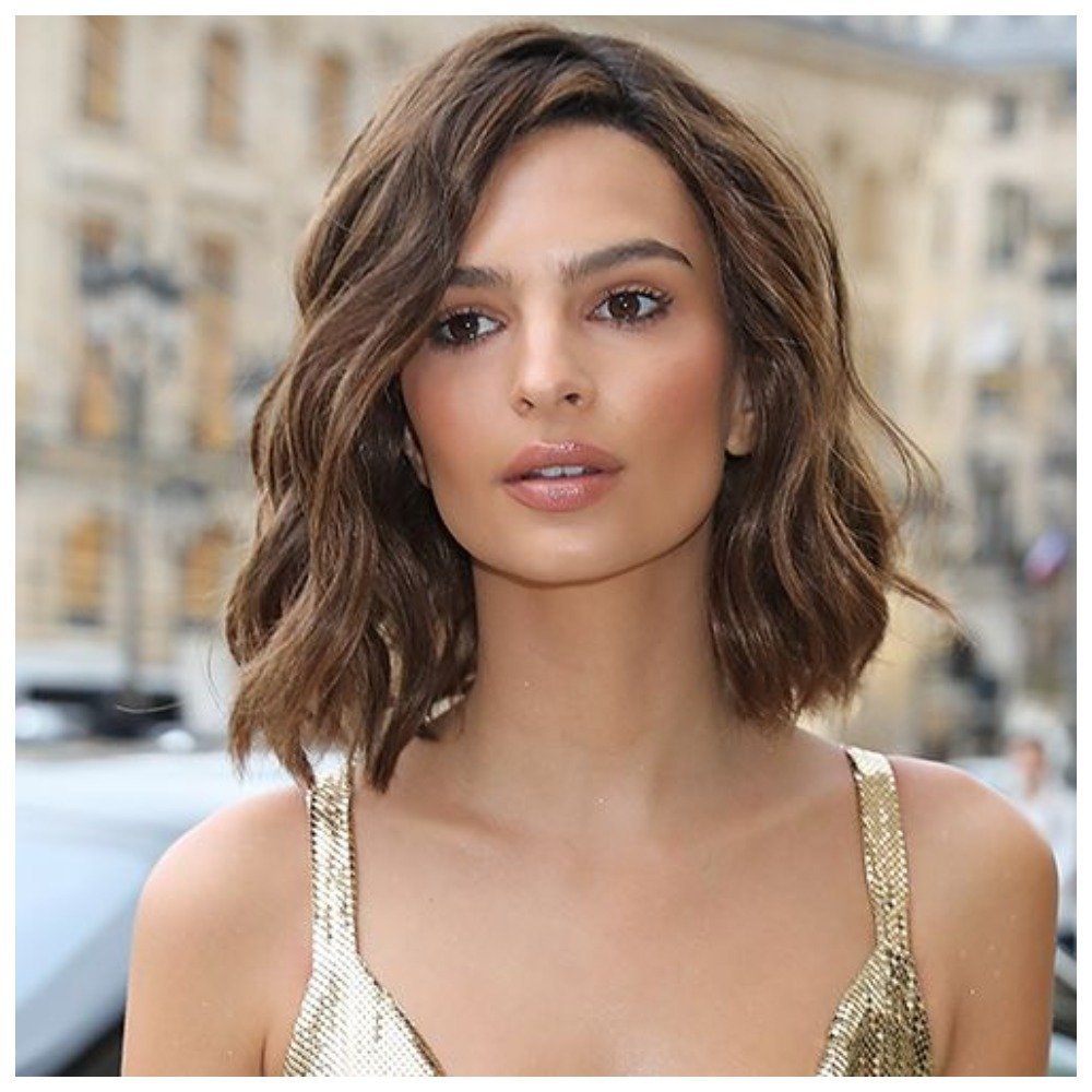 Эмили Ратажковски стрижка