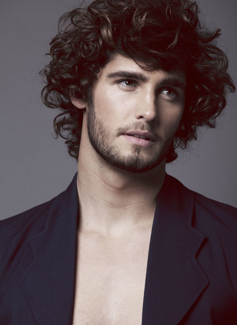 Алекс Либби