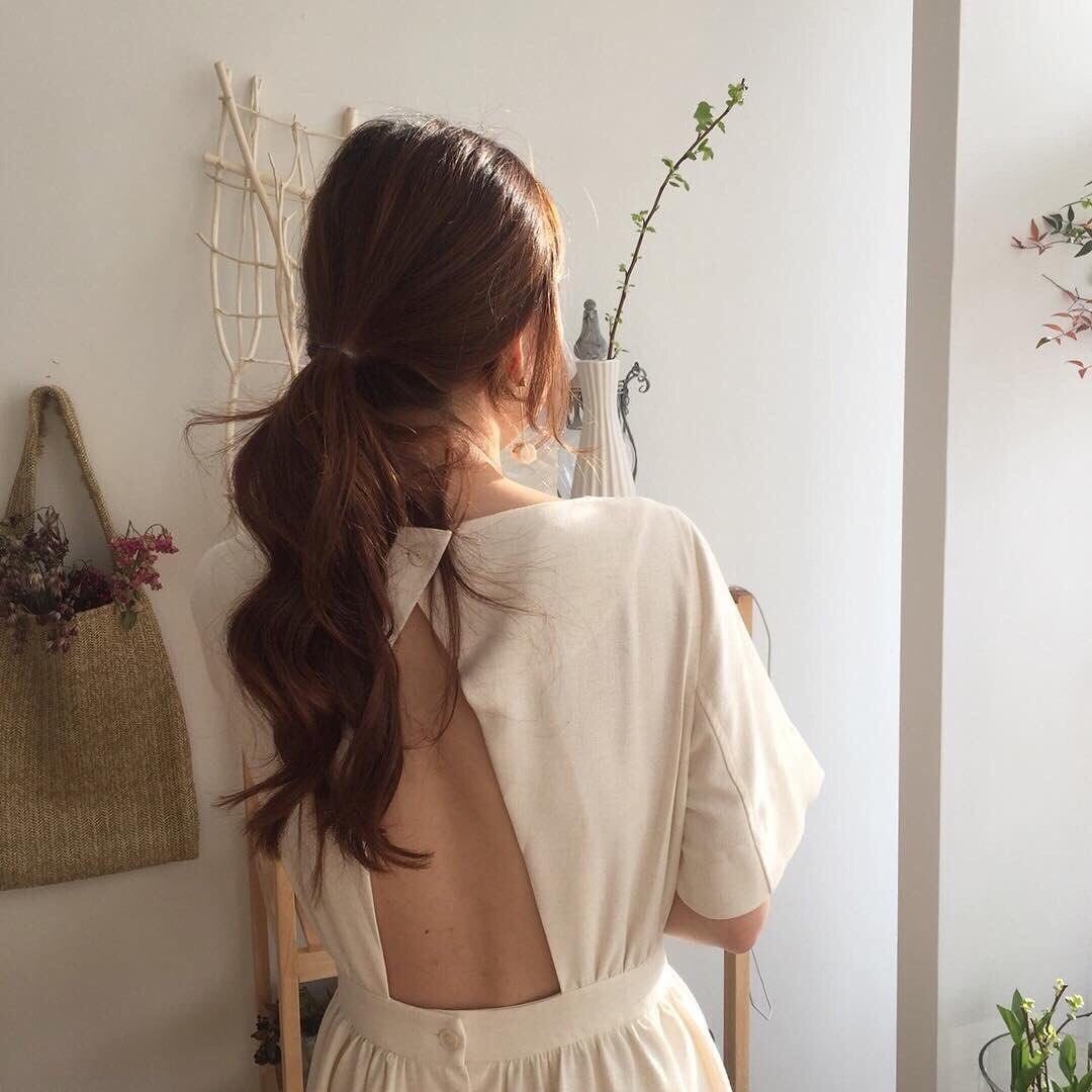 Девушка с каштановыми волосами Эстетика