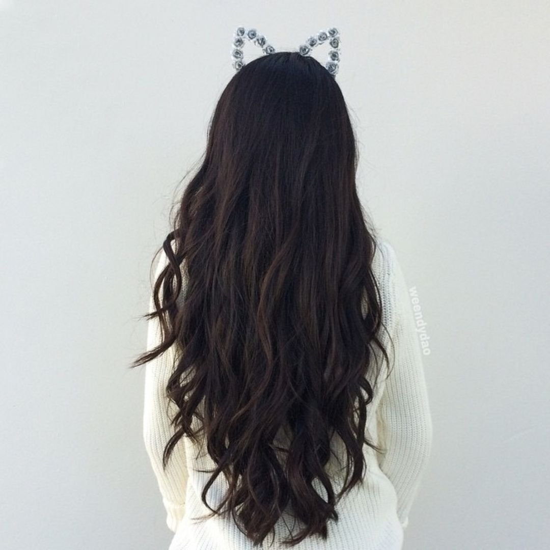 Эстетика длинных черных волос