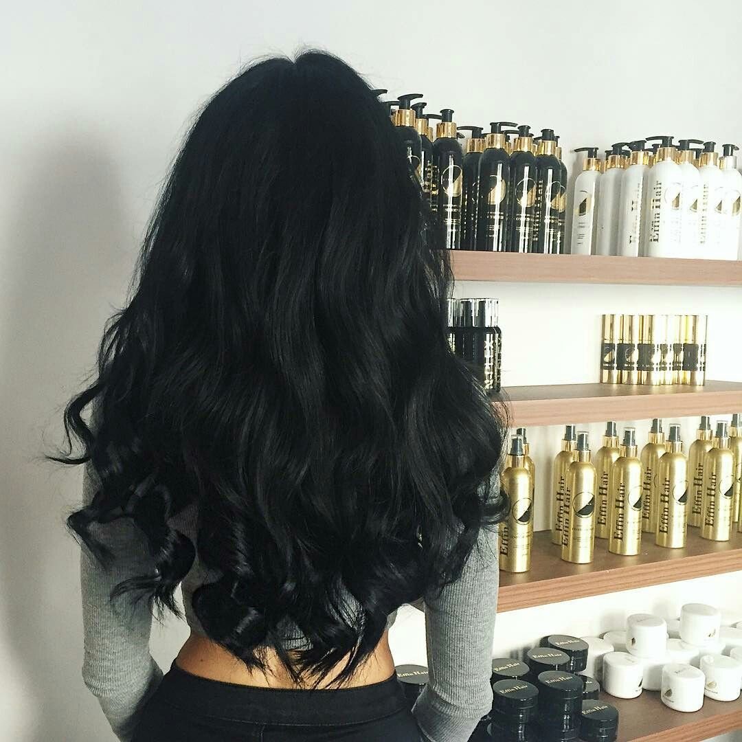 Густые черные волосы