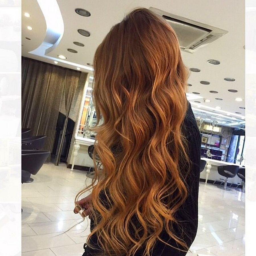 Локоны на концах длинных волос