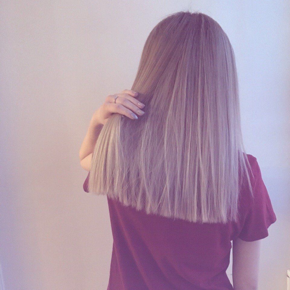 Ровная стрижка на длинные волосы