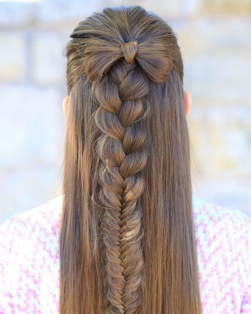 Прическа с распущенными волосами для девочки