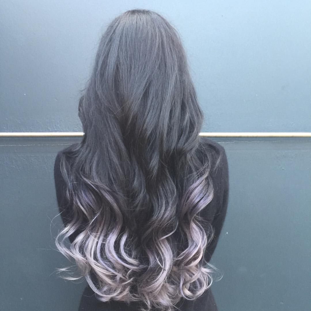 Пепельные кончики волос