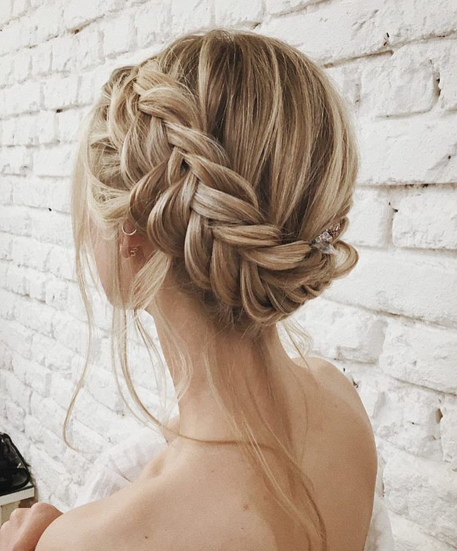 Прически с косичками