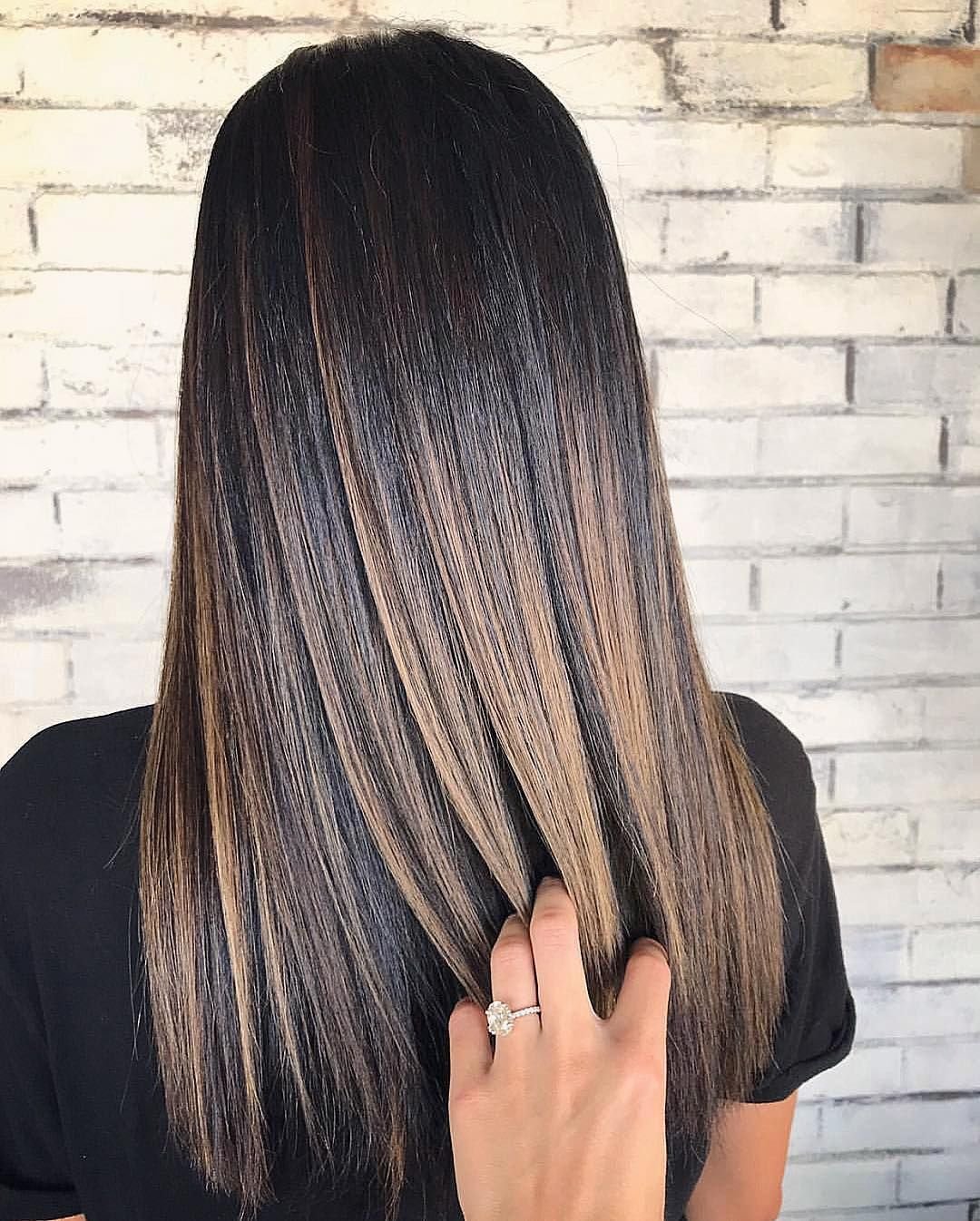 Мелирование волос 2022 на темные волосы прямые волосы