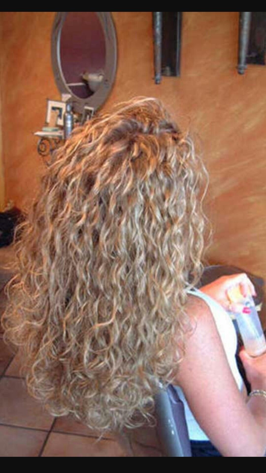 Химическая завивка нарощенных волос