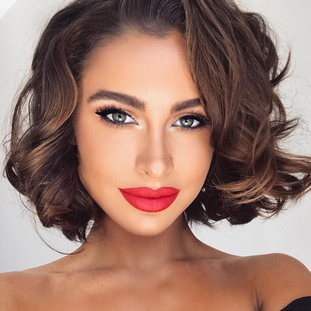 Голливудские Локоны на каре