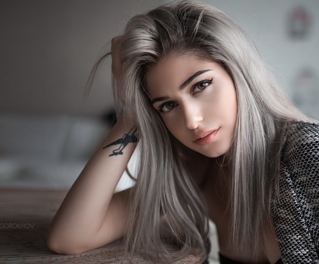 Даяна Кранк цветные волосы