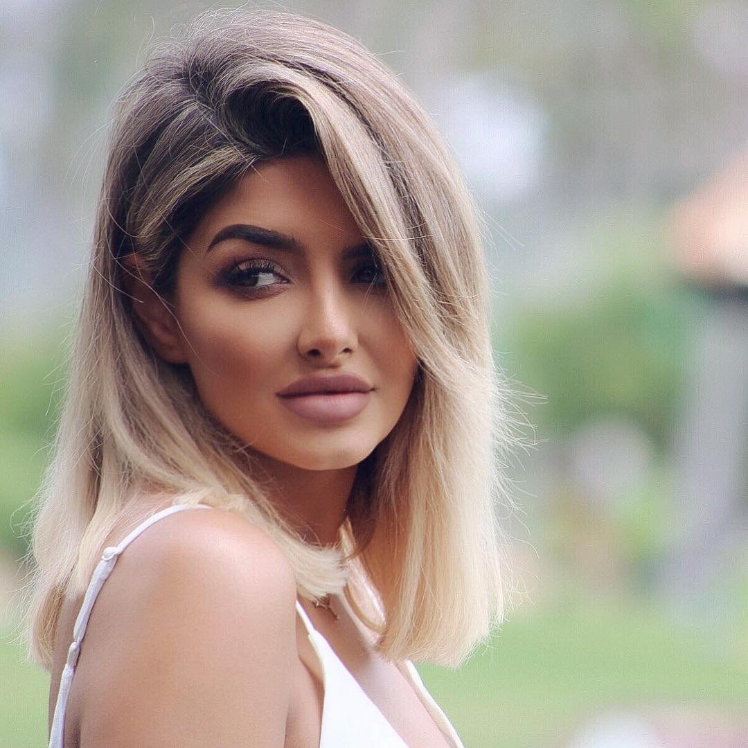 Стрижки на средние темные волосы