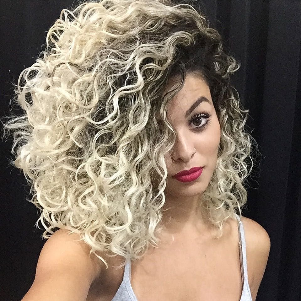 Блондинки кудрявые окрашивание