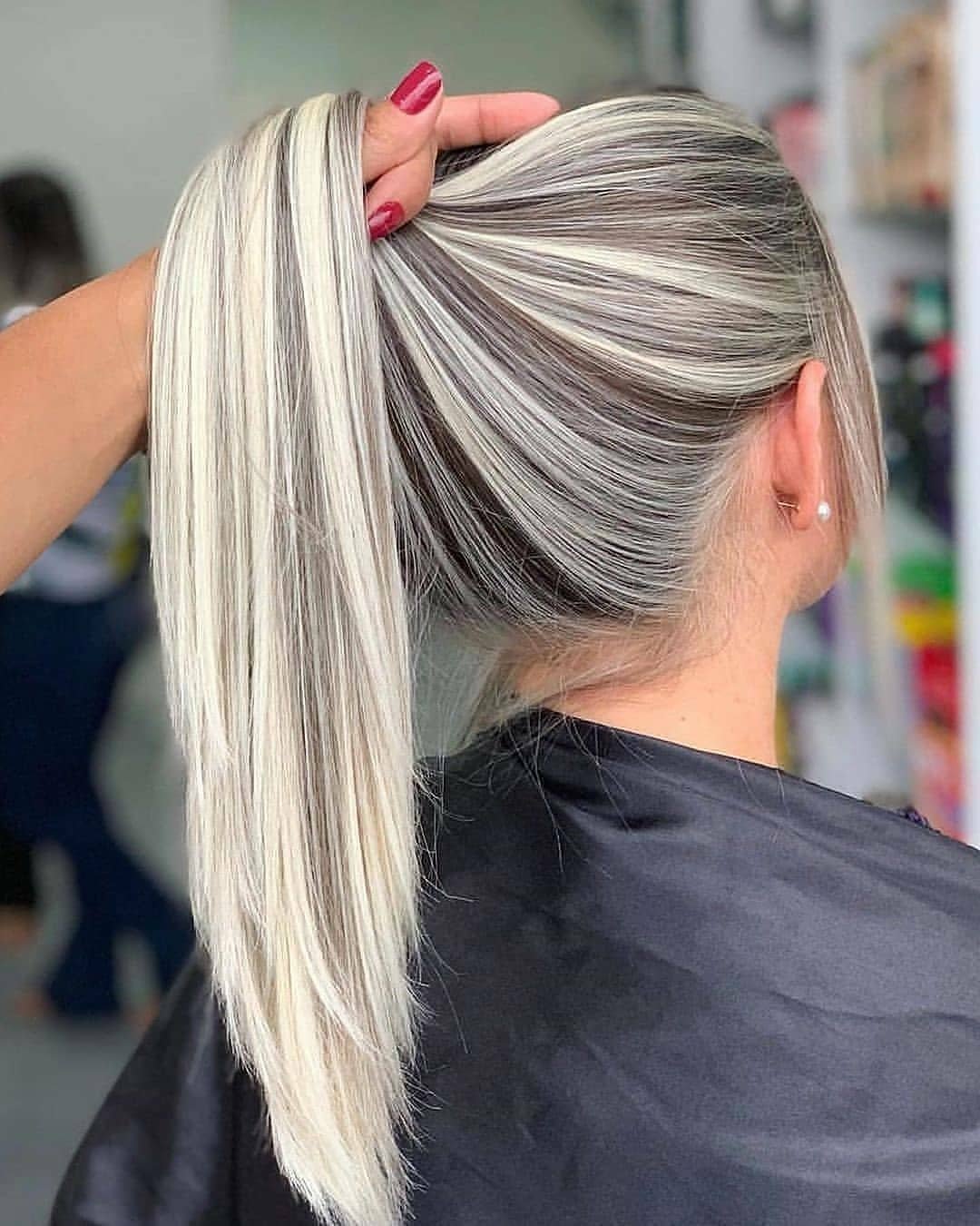 Удлинённое каре мелирование Пепельное