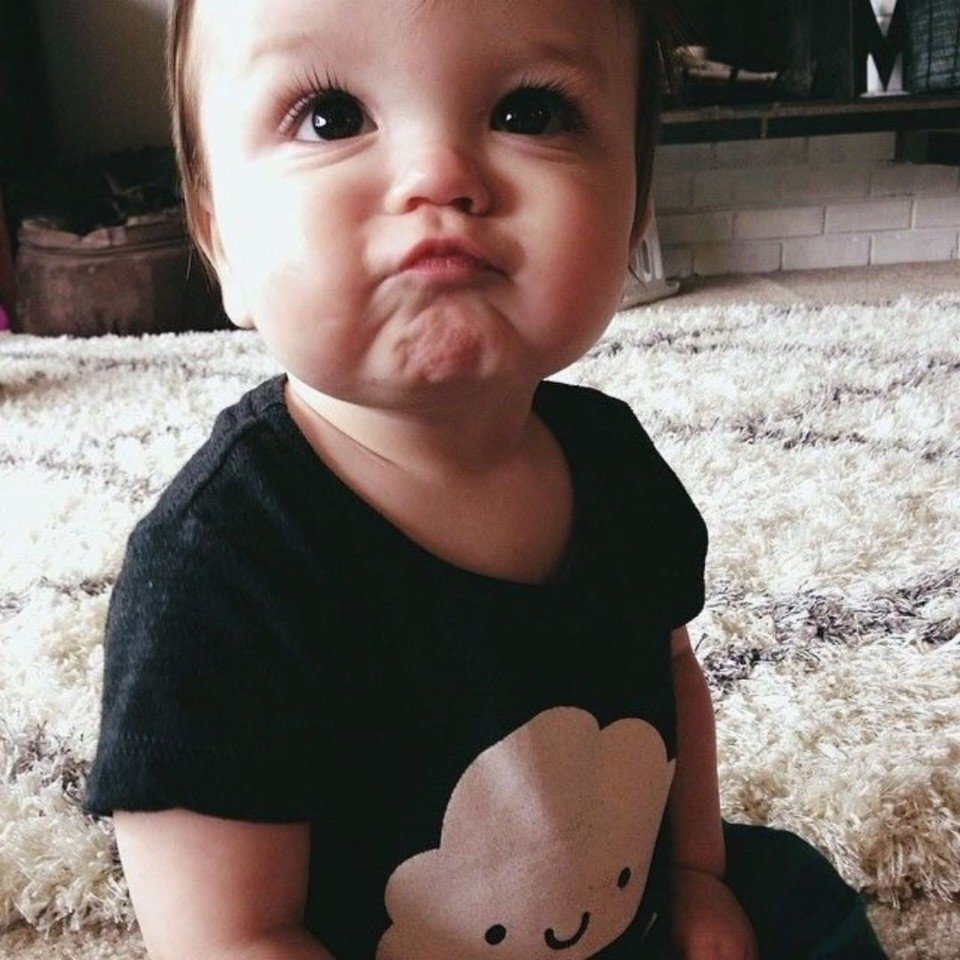 Милые годовалые дети