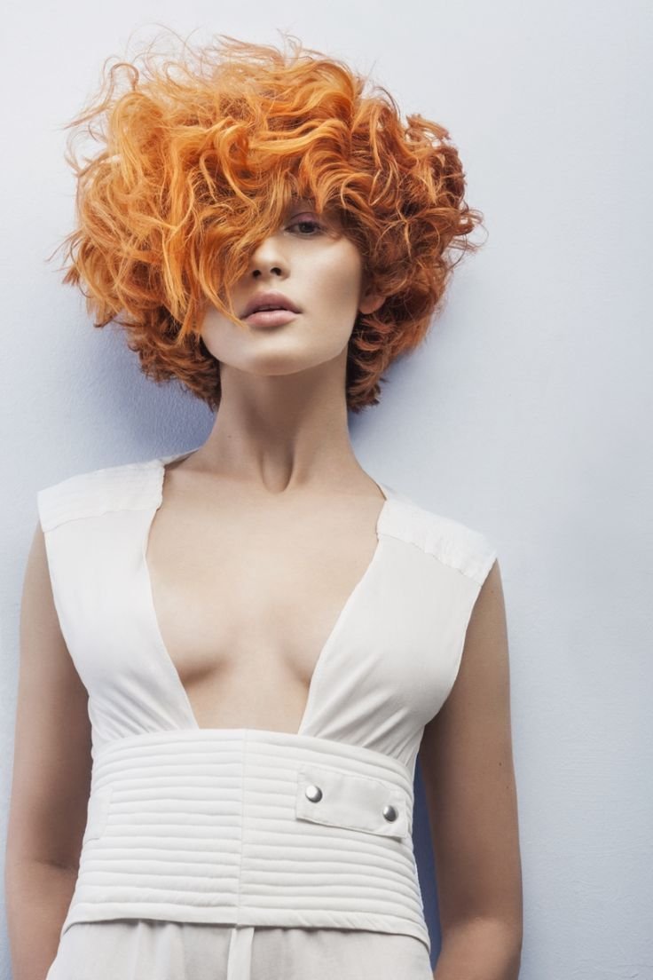 Рыжие кудри каре