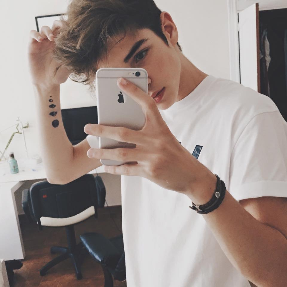 Агата Харрис арт