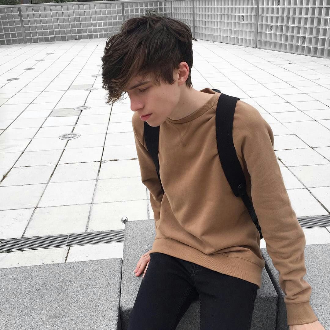 Милый подросток