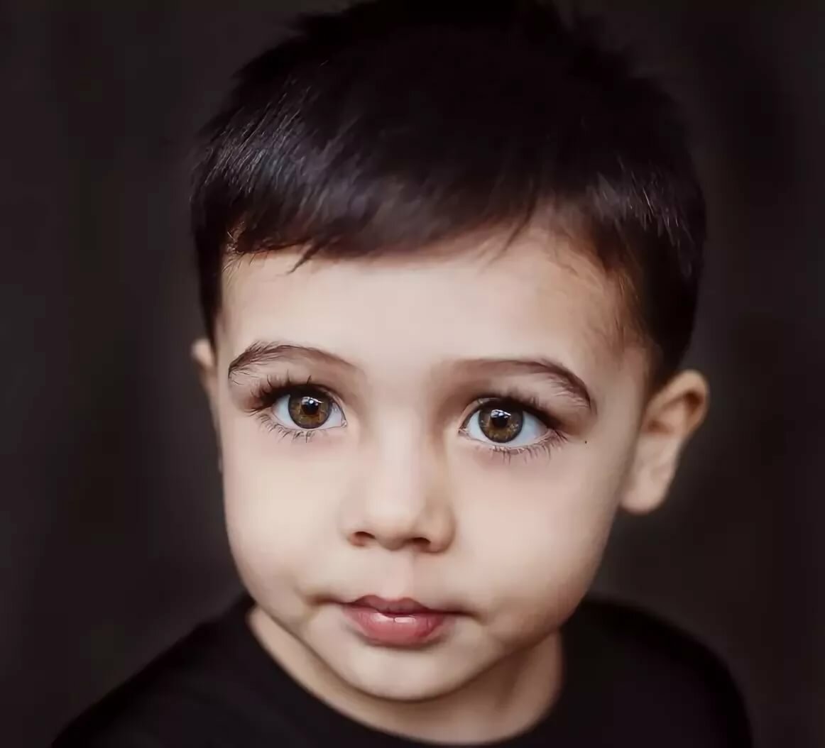 Дети с удивительной внешностью