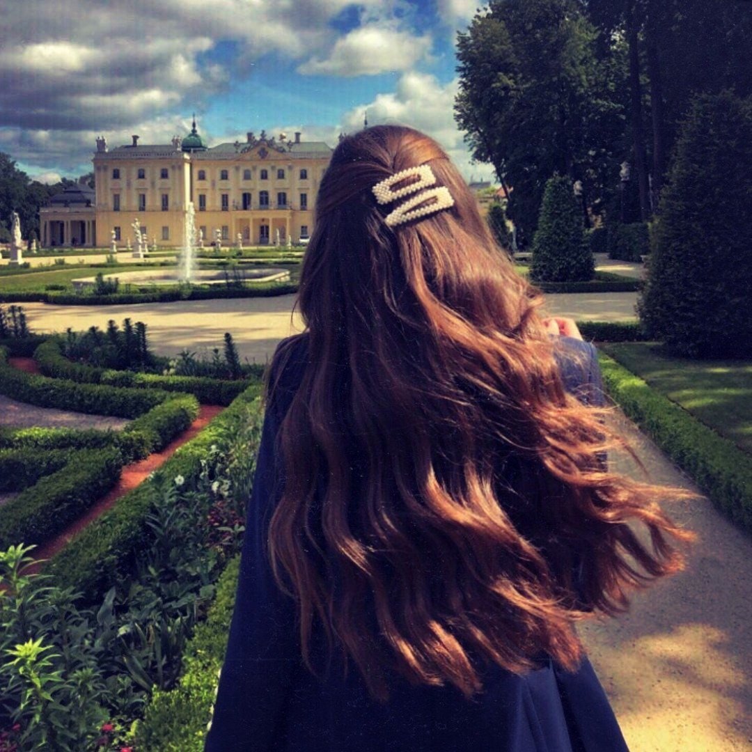 Длинные каштановые волосы