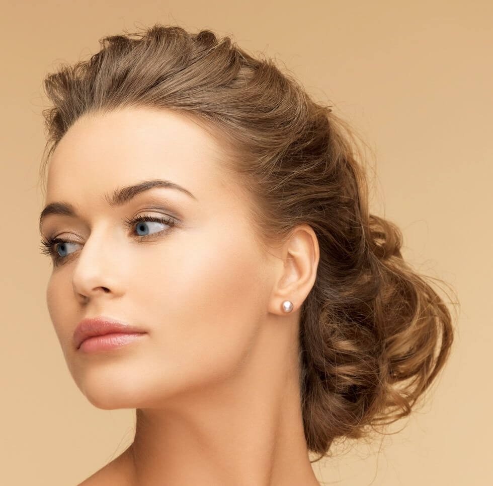 Белла Хиткот с короткой стрижкой