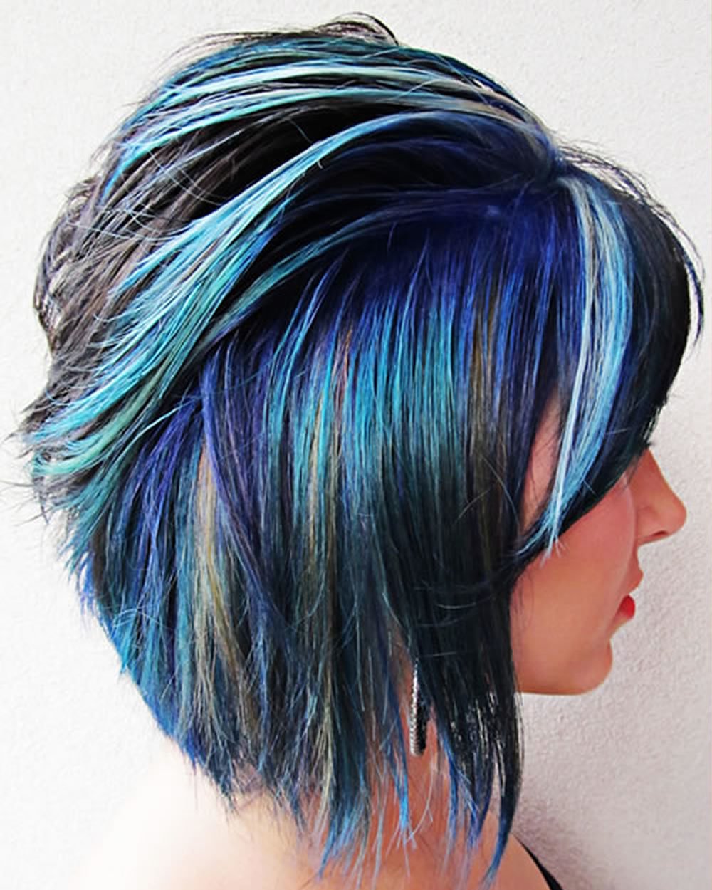 Синие волосы с мелированием