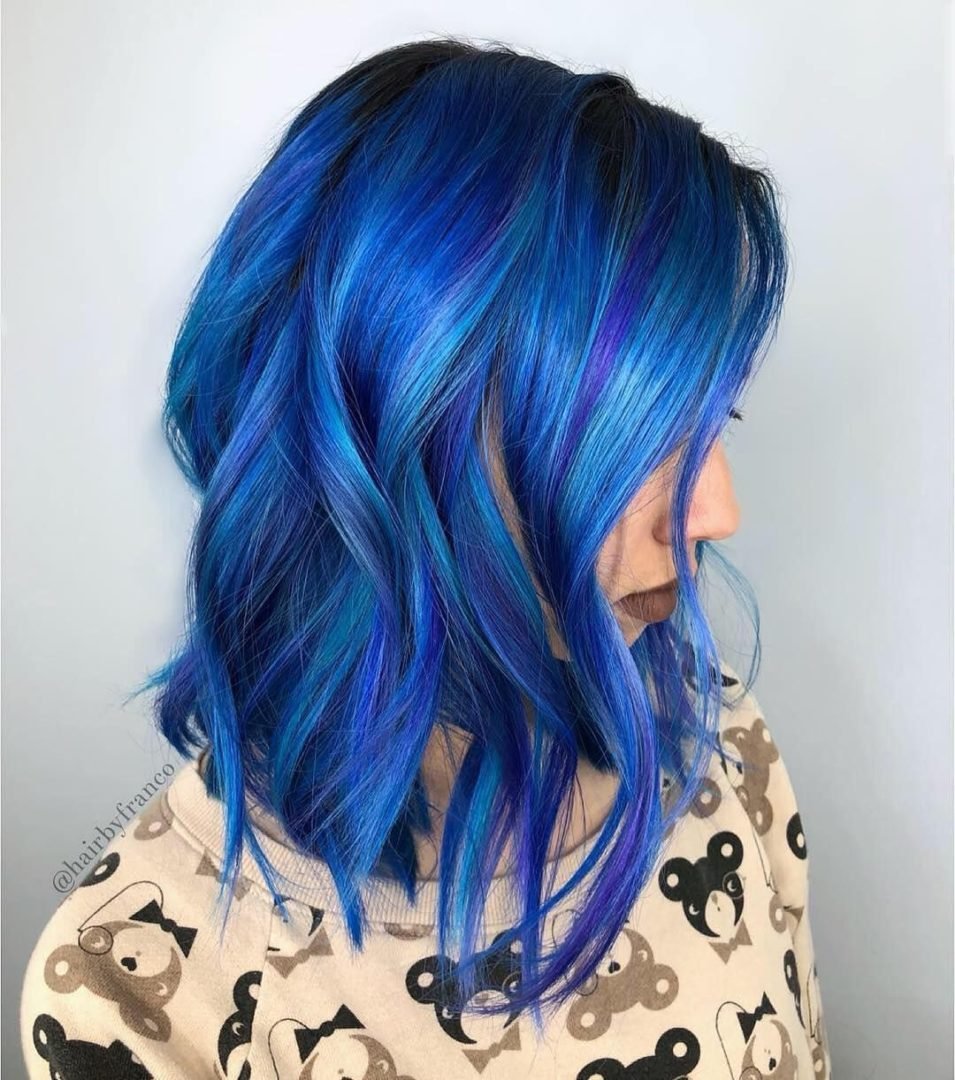 Синее омбре на русые волосы